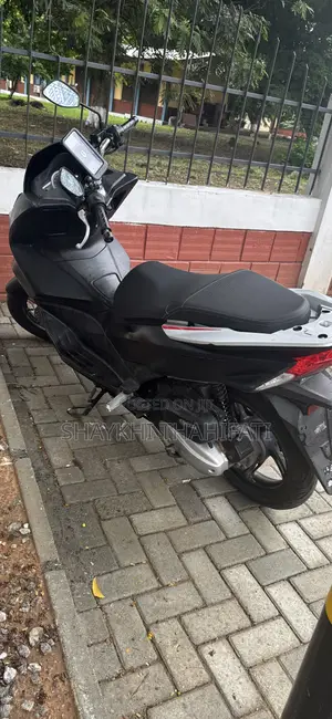 Honda 2021 Black