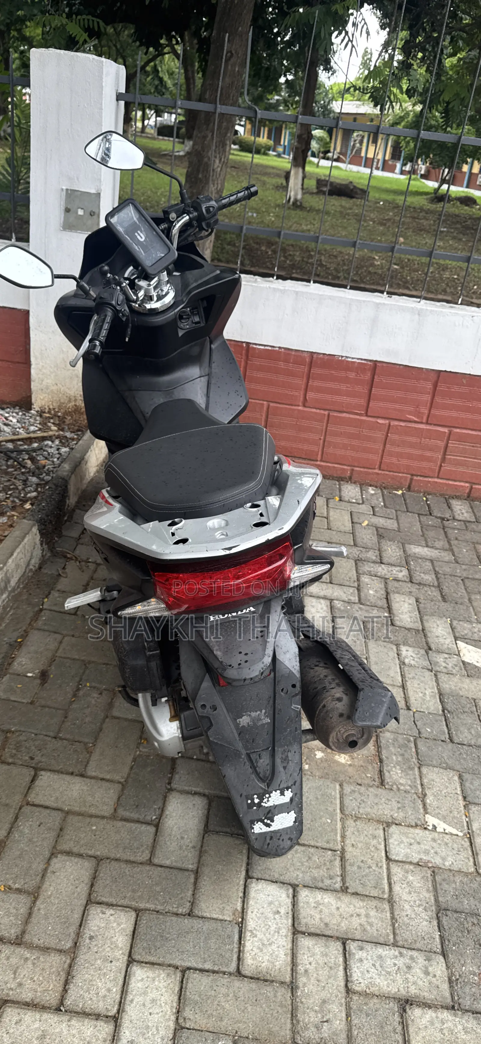 Honda 2021 Black