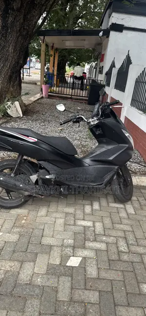 Honda 2021 Black