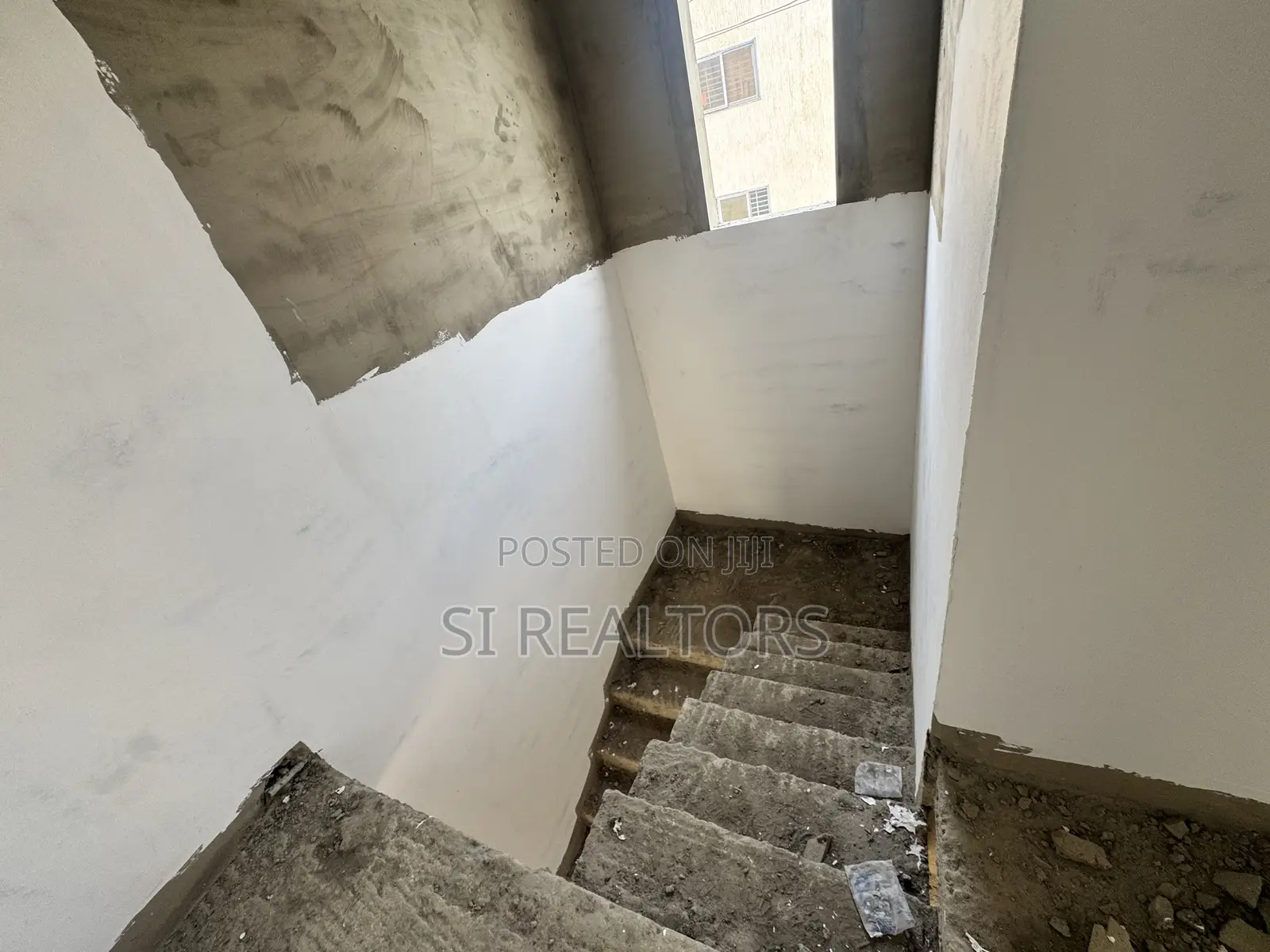 4bdrm Duplex in Near Regimanuel, Manet Junction for sale
