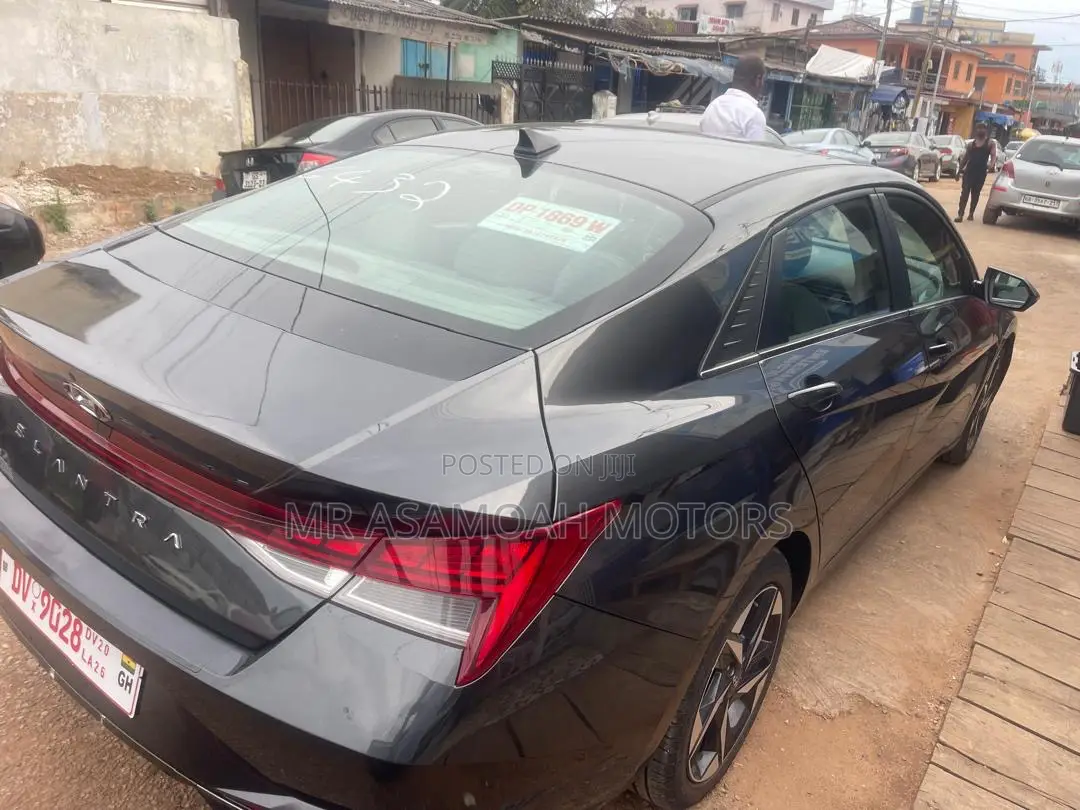 Hyundai Elantra SE 2023 Black