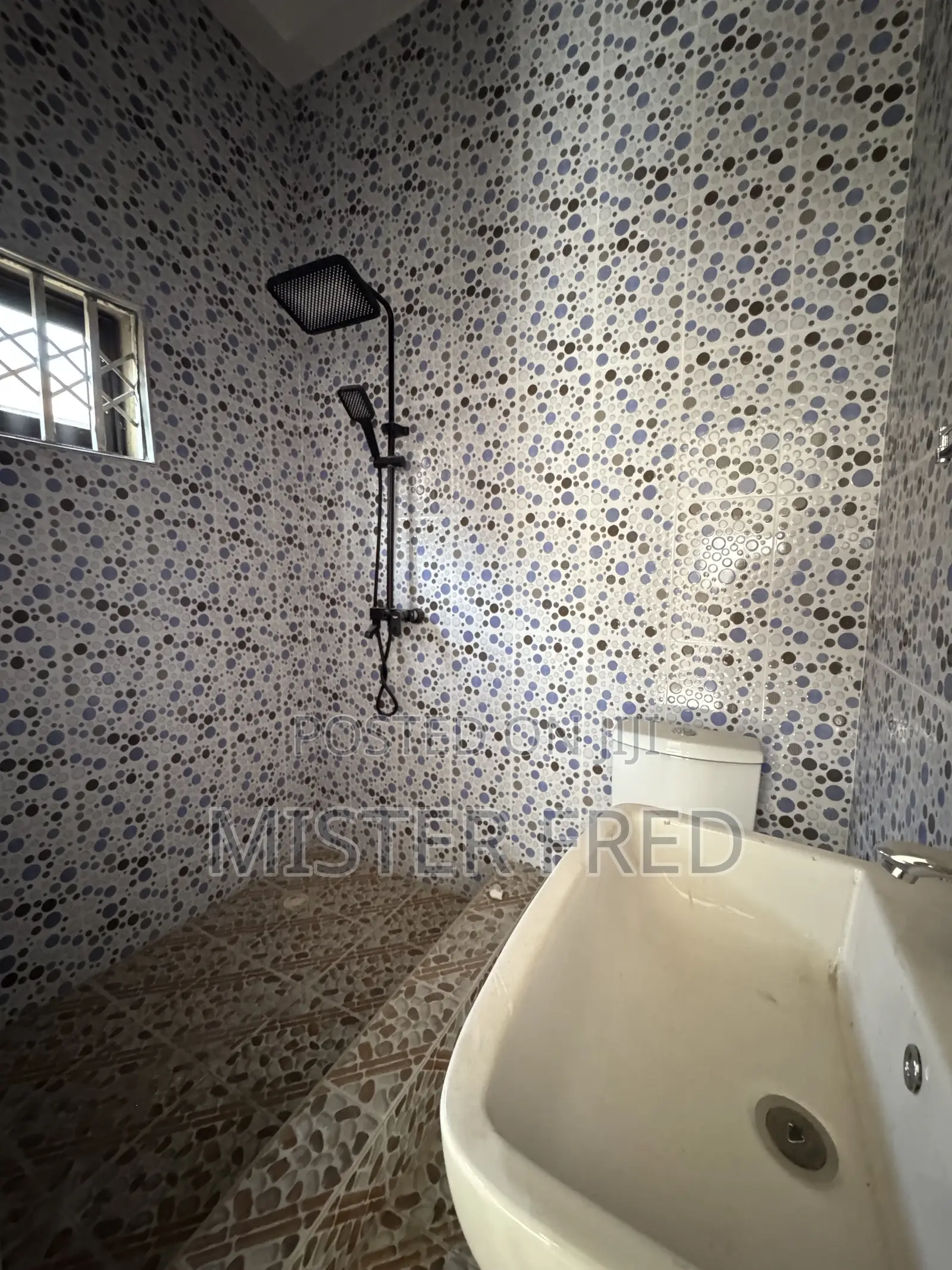 2bdrm Apartment in Pokuase Whitehouse for rent