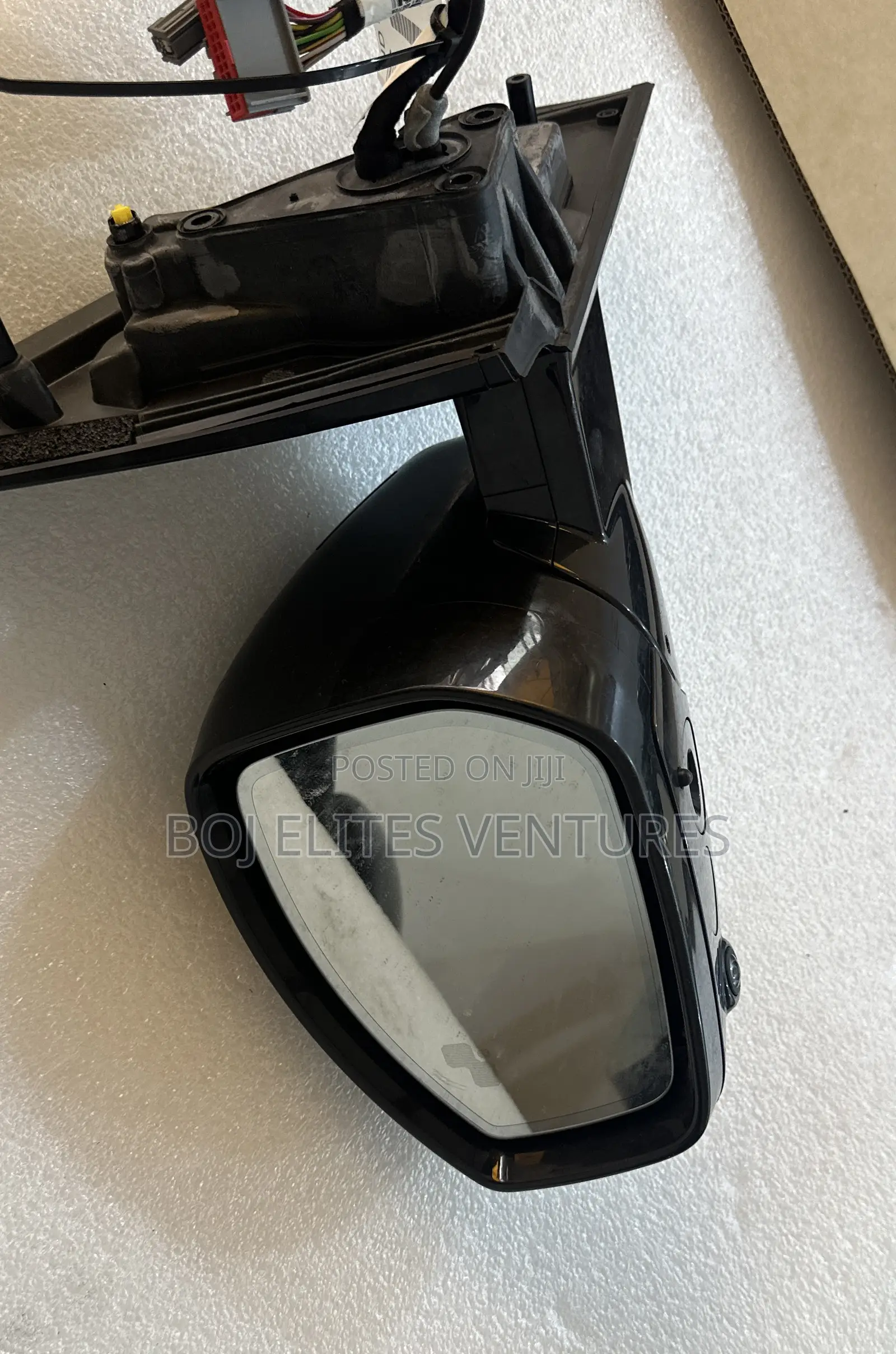 2018 Range Rover Left Hand Electric Folding and Camera Side Mirror
