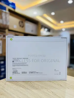 New Laptop Apple MacBook Air 2025 M4 13-inch 16GB Apple M4 SSD 256GB
