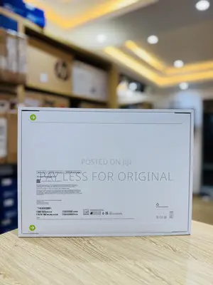 New Laptop Apple MacBook Air 2025 M4 13-inch 16GB Apple M4 SSD 256GB