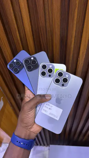 Apple iPhone 15 Pro Max 256 GB White