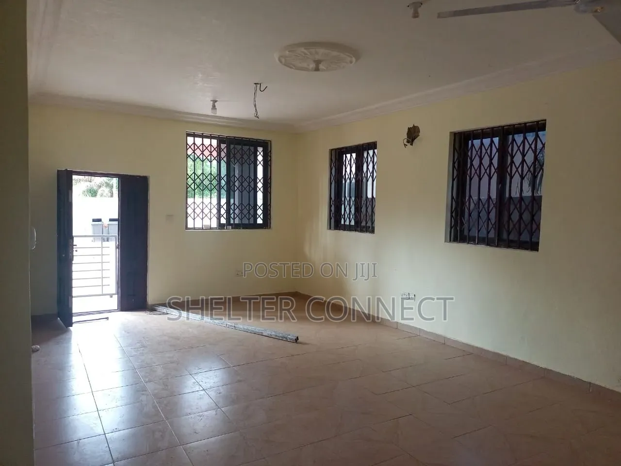 2bdrm Apartment in Pantang, Amrahia for rent