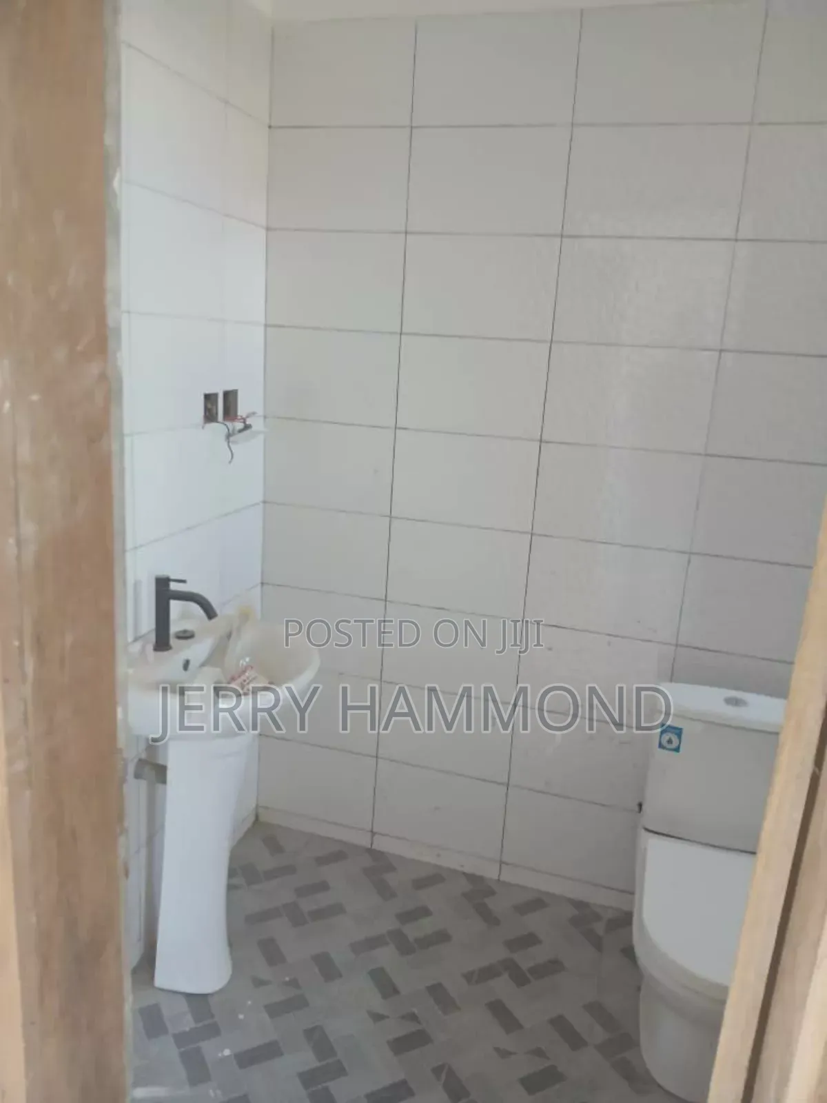 1bdrm Apartment in Teshie Lekman for rent