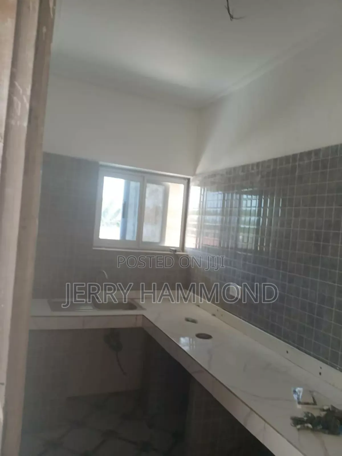 1bdrm Apartment in Teshie Lekman for rent