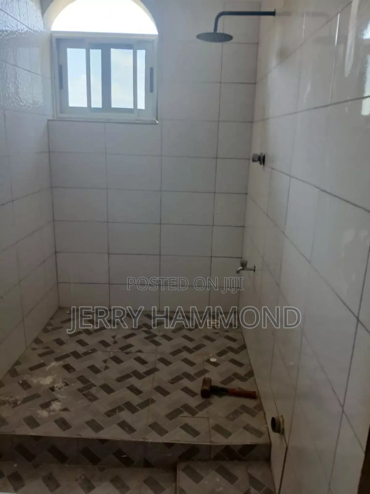 1bdrm Apartment in Teshie Lekman for rent