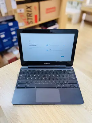 Laptop Samsung Chromebook 3 11 4GB Intel SSD 16 GB