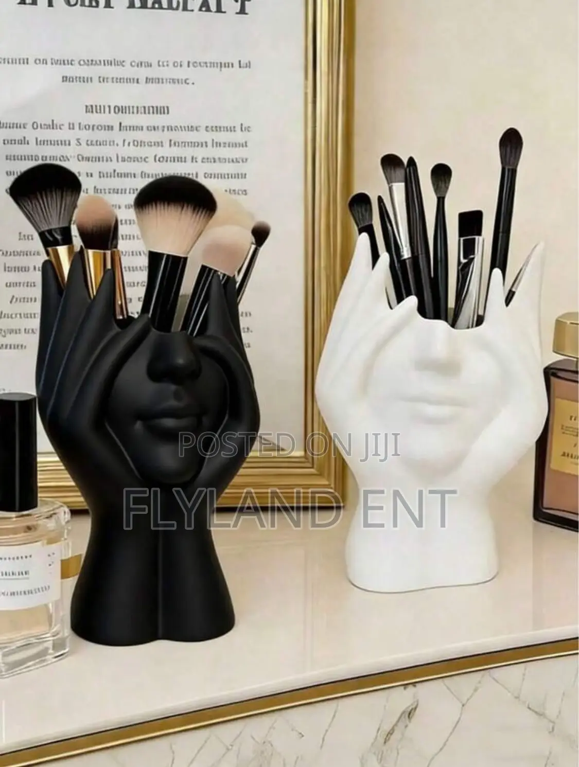 Beautiful Makeup Holder/Container