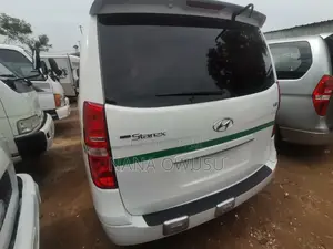 Hyundai Starex 2014 White