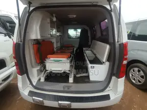 Hyundai Starex 2014 White