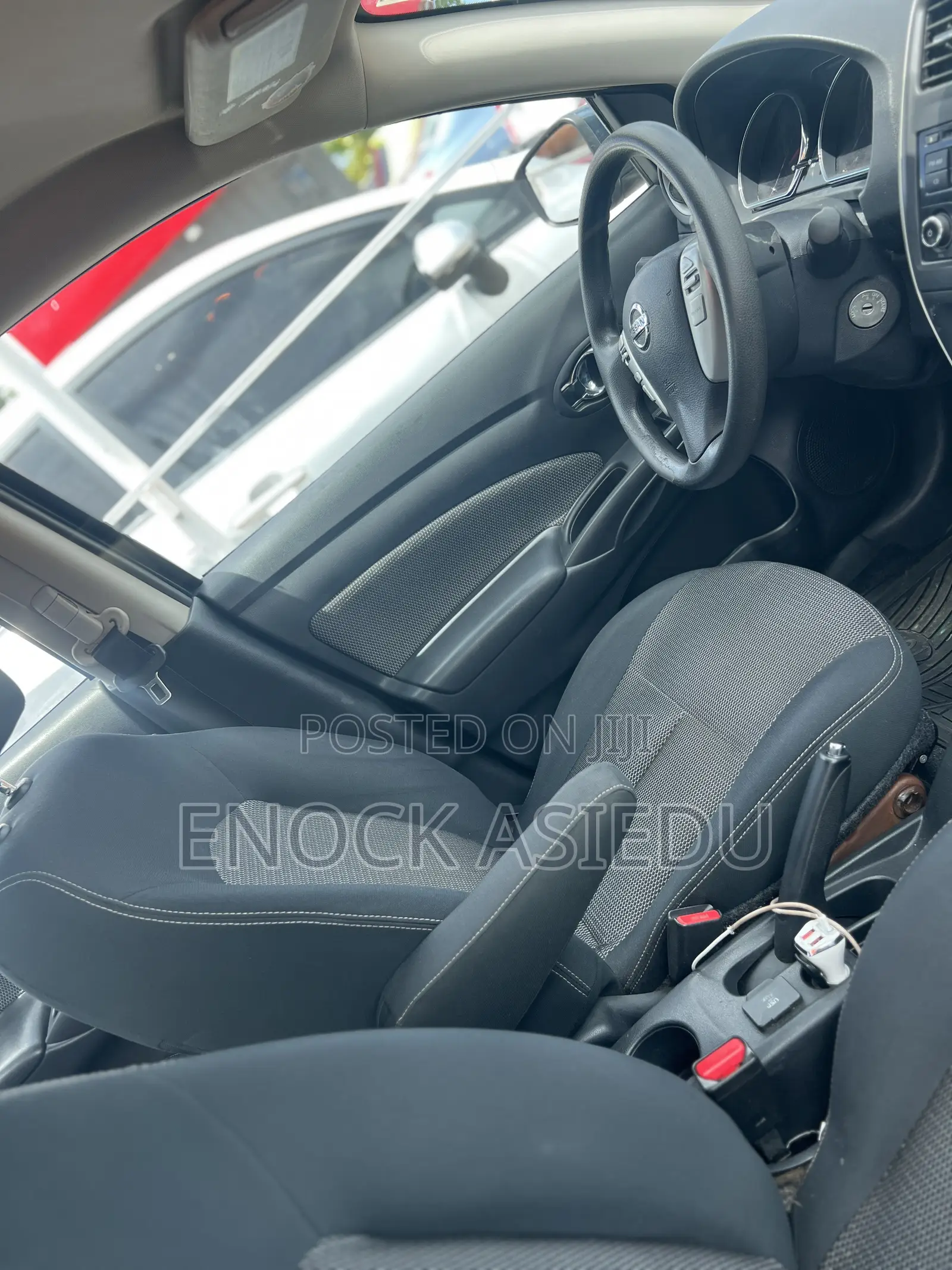 Nissan Versa 1.6 SV 2016 Blue