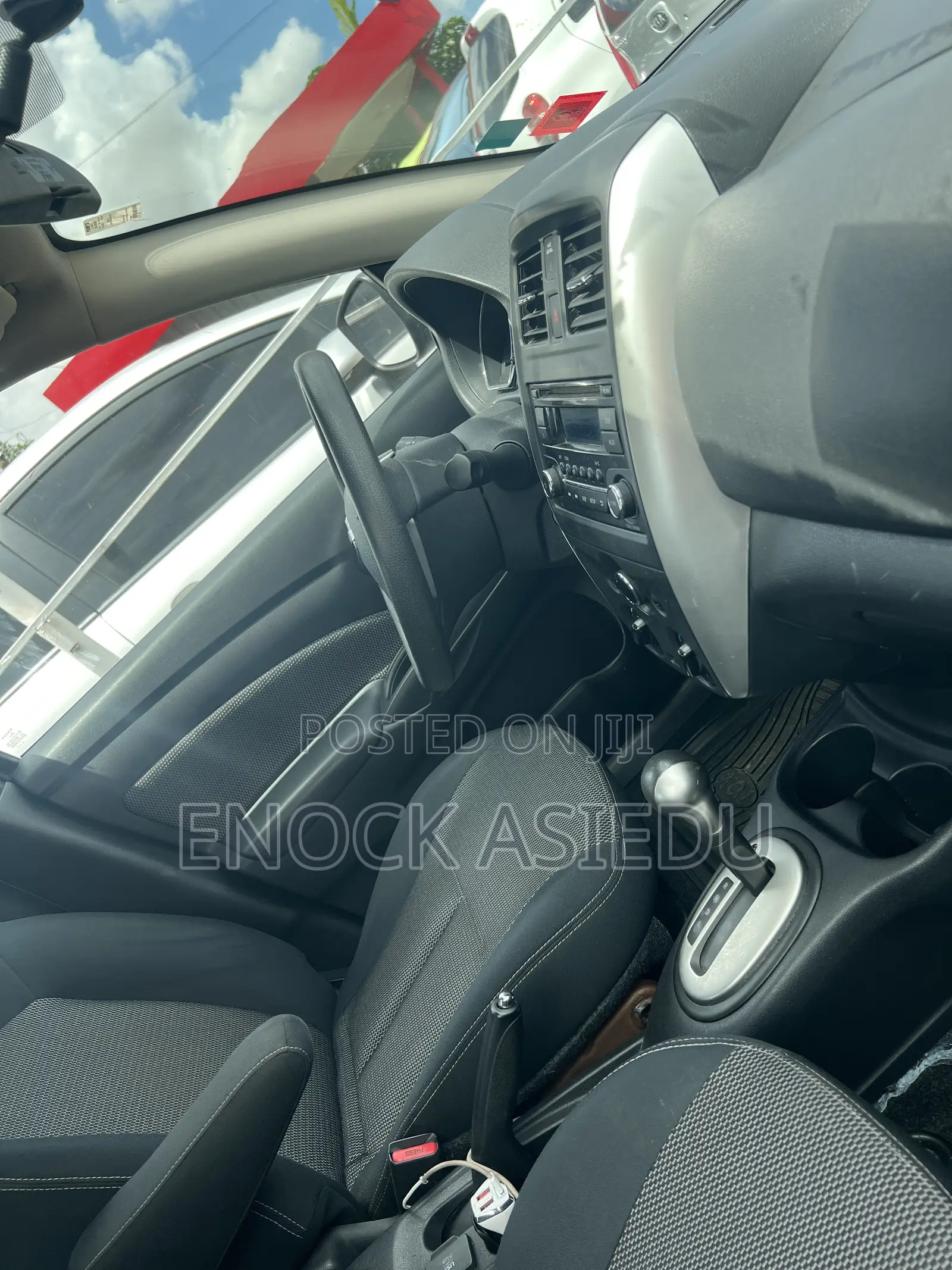 Nissan Versa 1.6 SV 2016 Blue