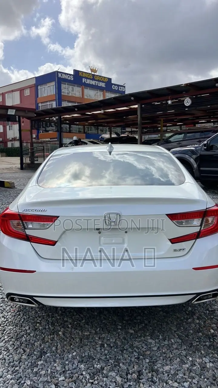 Honda Accord Sport (2.0L 4cyl Turbo 6M) 2019 White