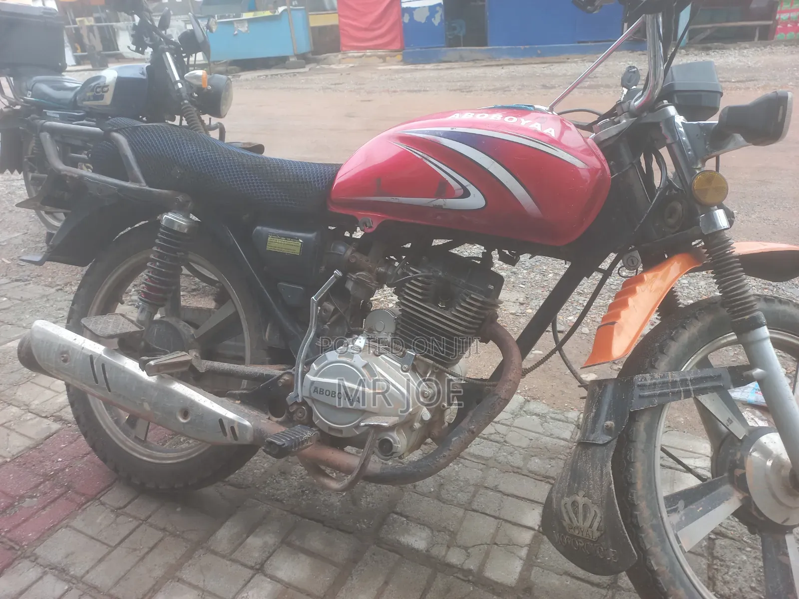 Royal RY150 2022 Red