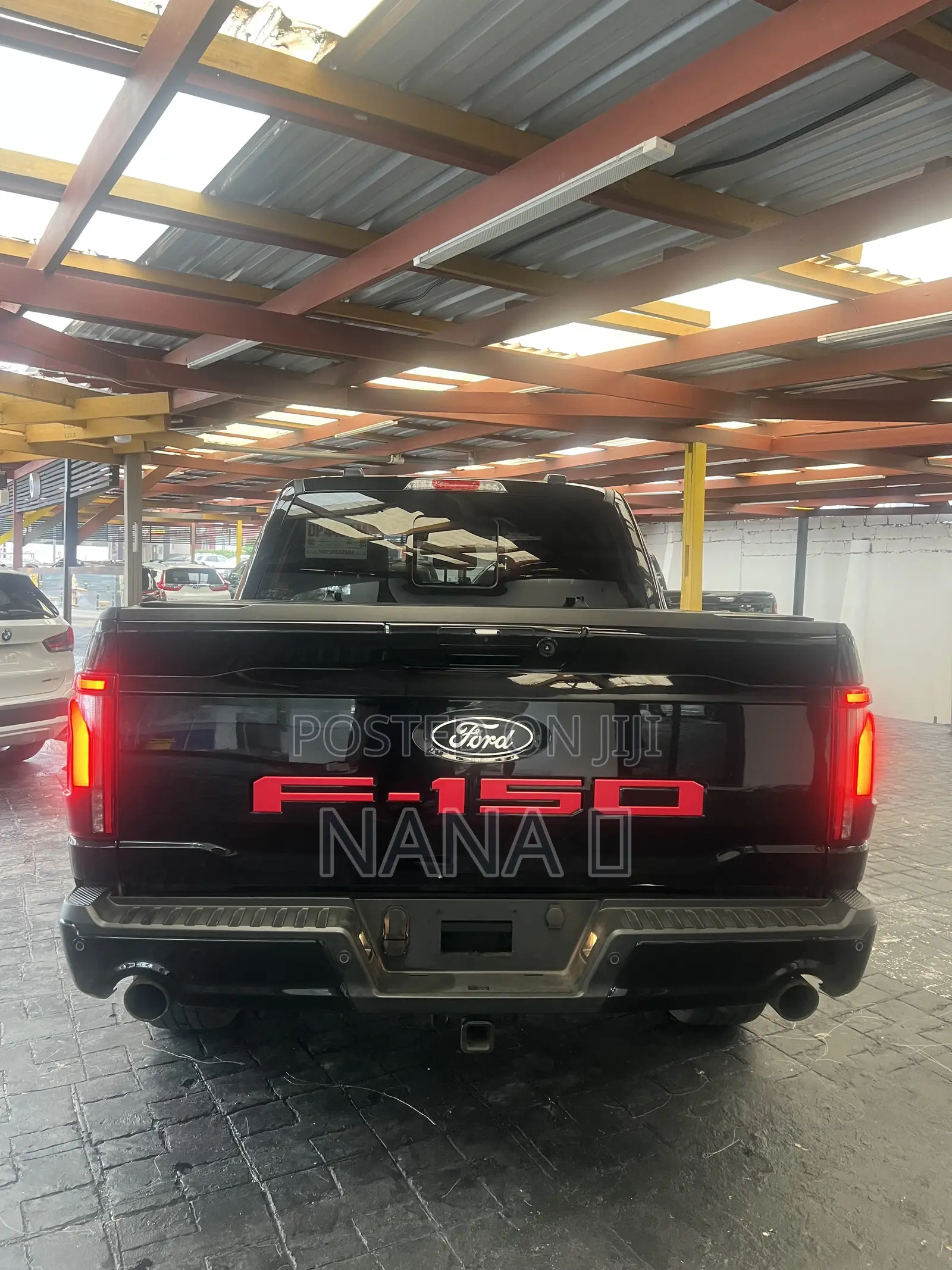 Ford F-150 LARIAT 4WD SuperCrew 6.5' Box 2025 Black