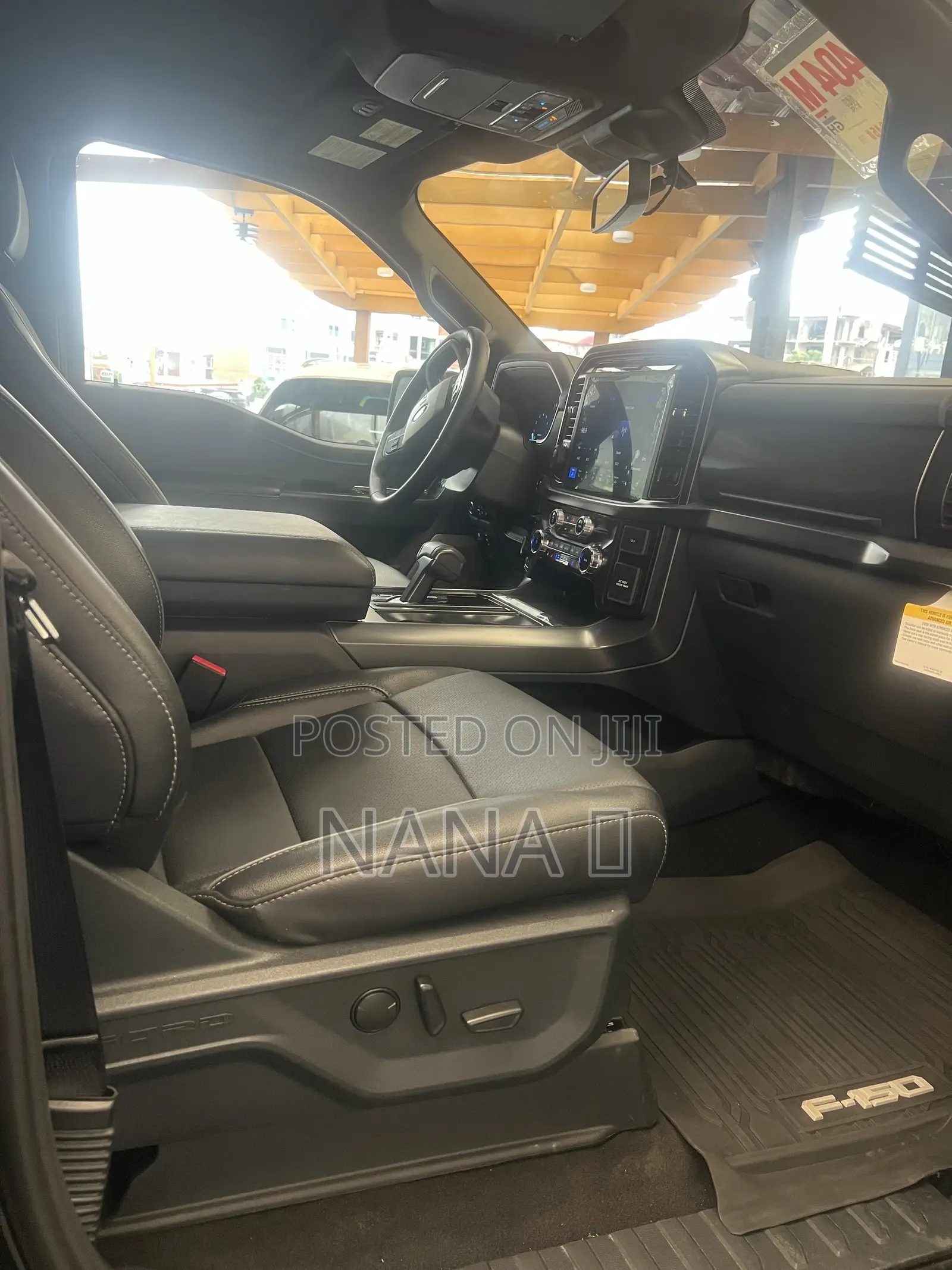Ford F-150 LARIAT 4WD SuperCrew 6.5' Box 2025 Black