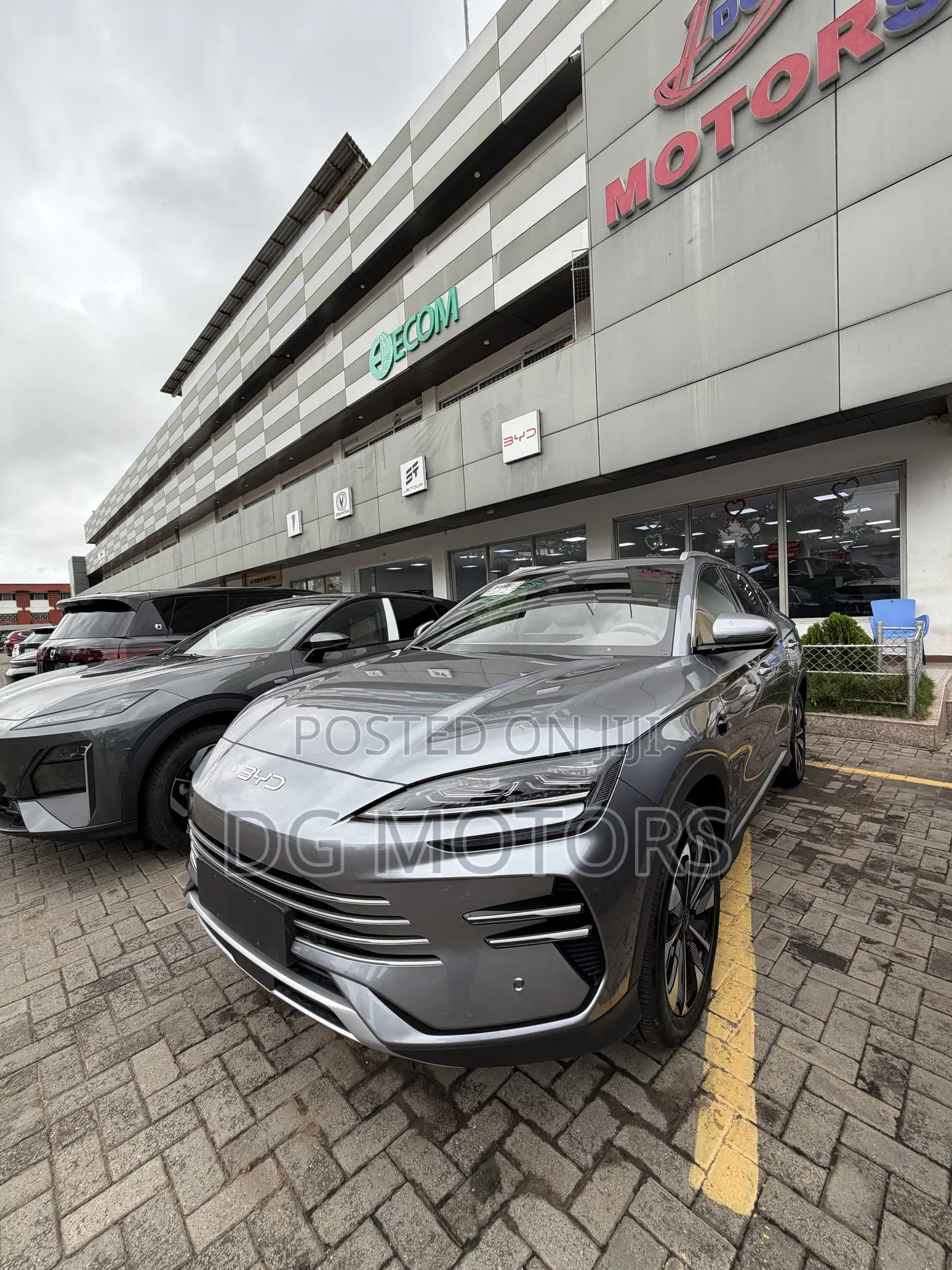 New BYD Song Plus DM-i 2025 Gray