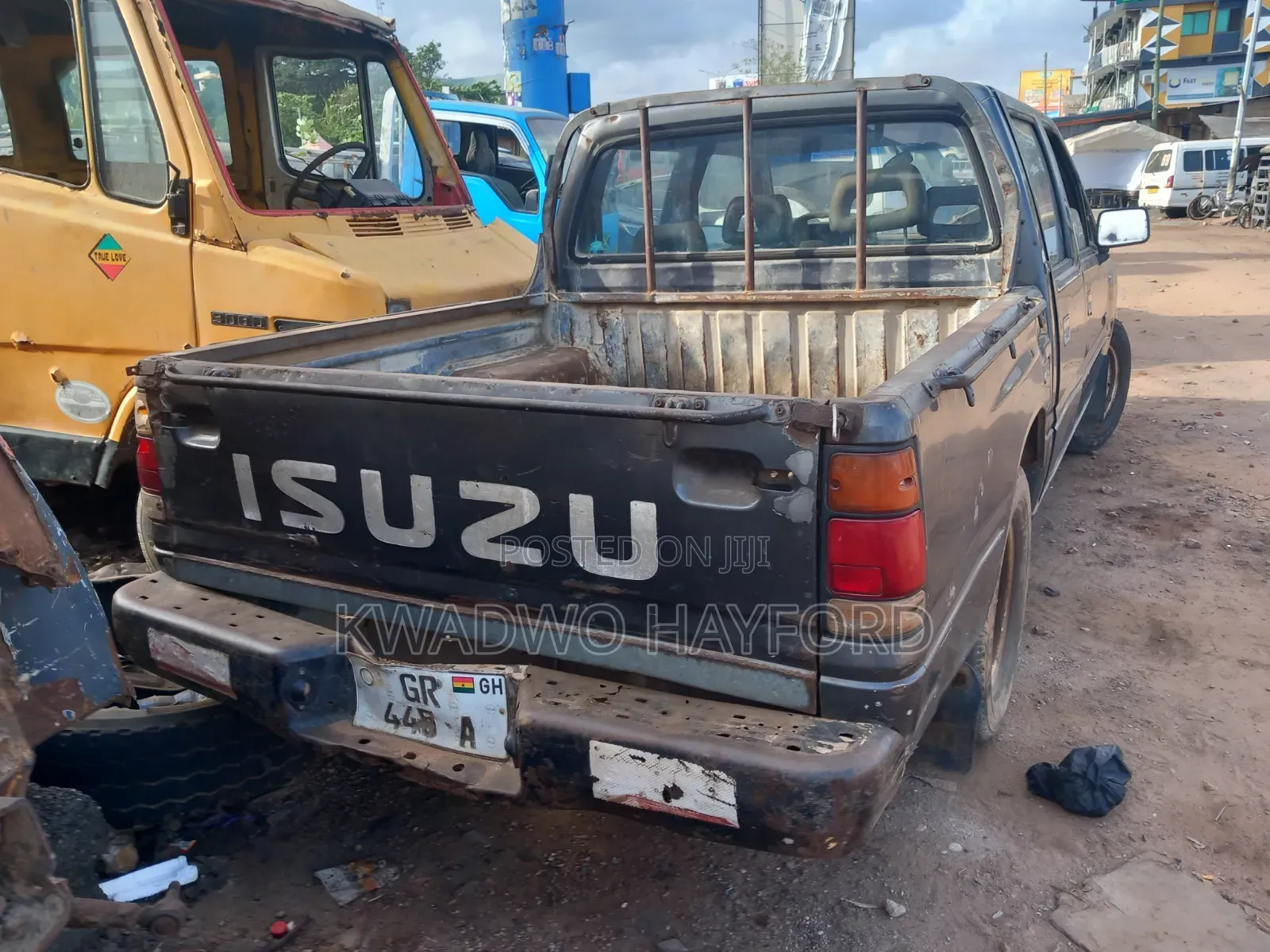 Isuzu KB 1999 Silver