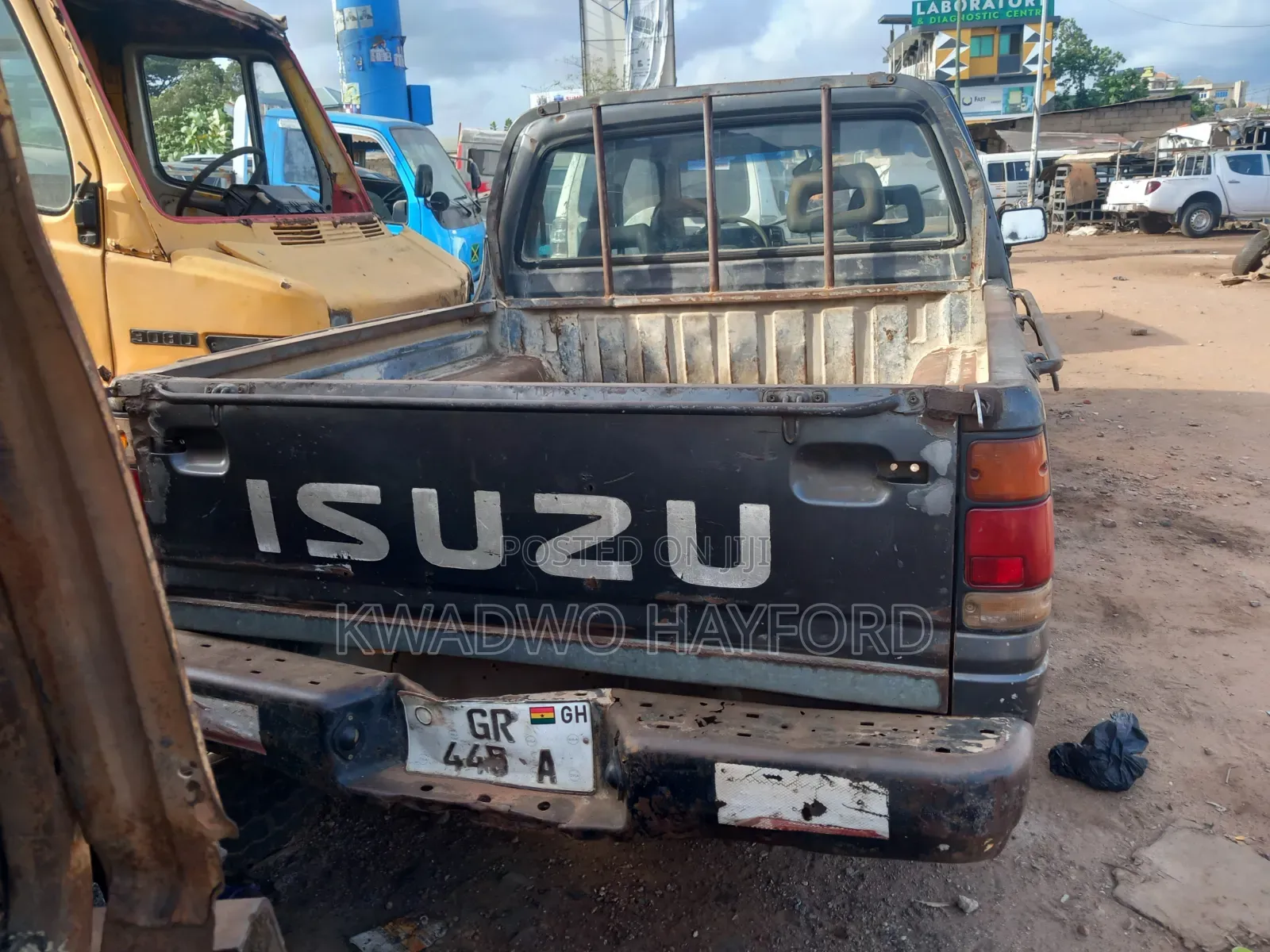 Isuzu KB 1999 Silver