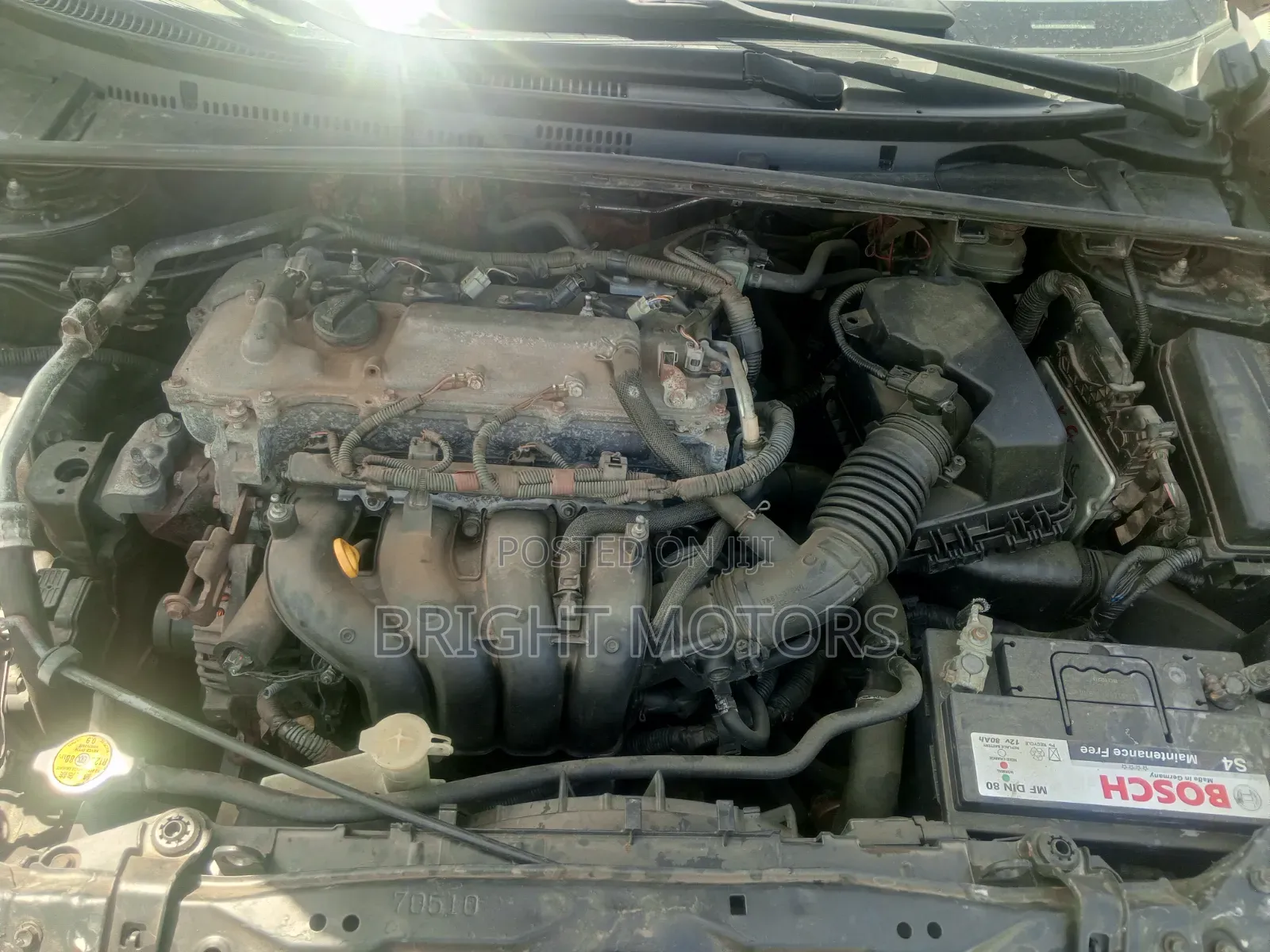 Toyota Corolla LE ECO Premium (1.8L 4cyl CVT) 2016 Gray