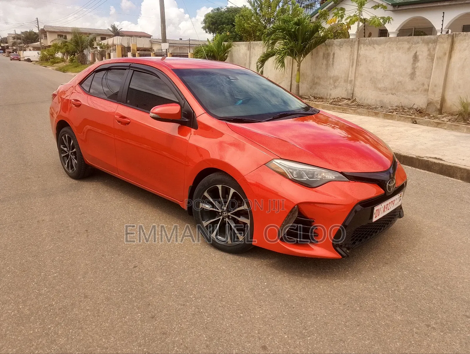 Toyota Corolla SE (1.8L 4cyl 2A) 2018 Red