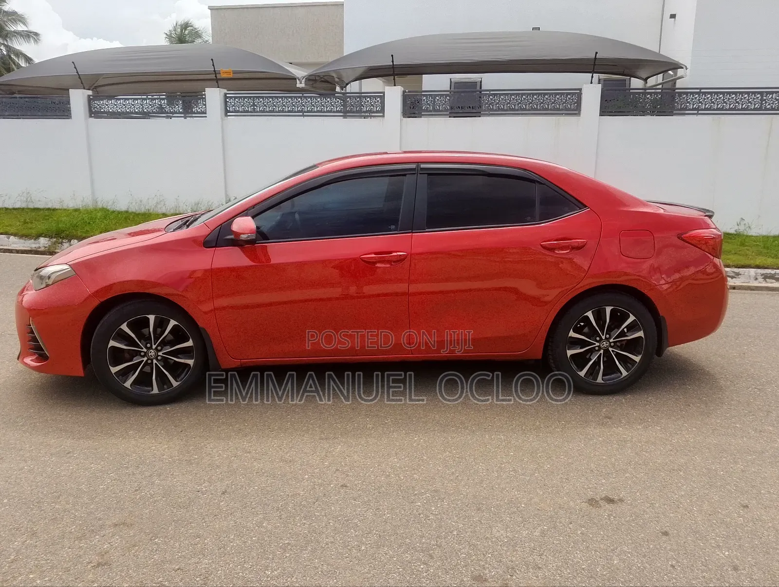 Toyota Corolla SE (1.8L 4cyl 2A) 2018 Red