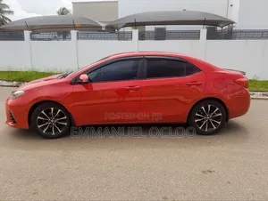 Toyota Corolla SE (1.8L 4cyl 2A) 2018 Red