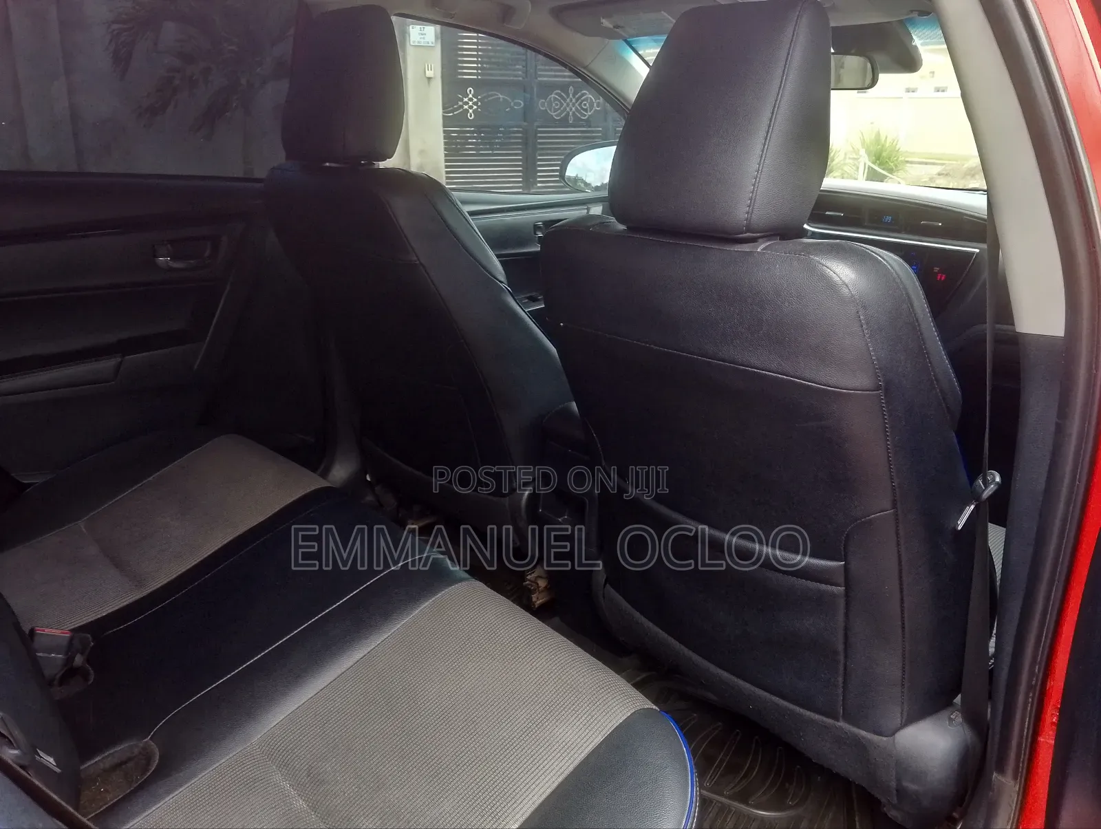 Toyota Corolla SE (1.8L 4cyl 2A) 2018 Red