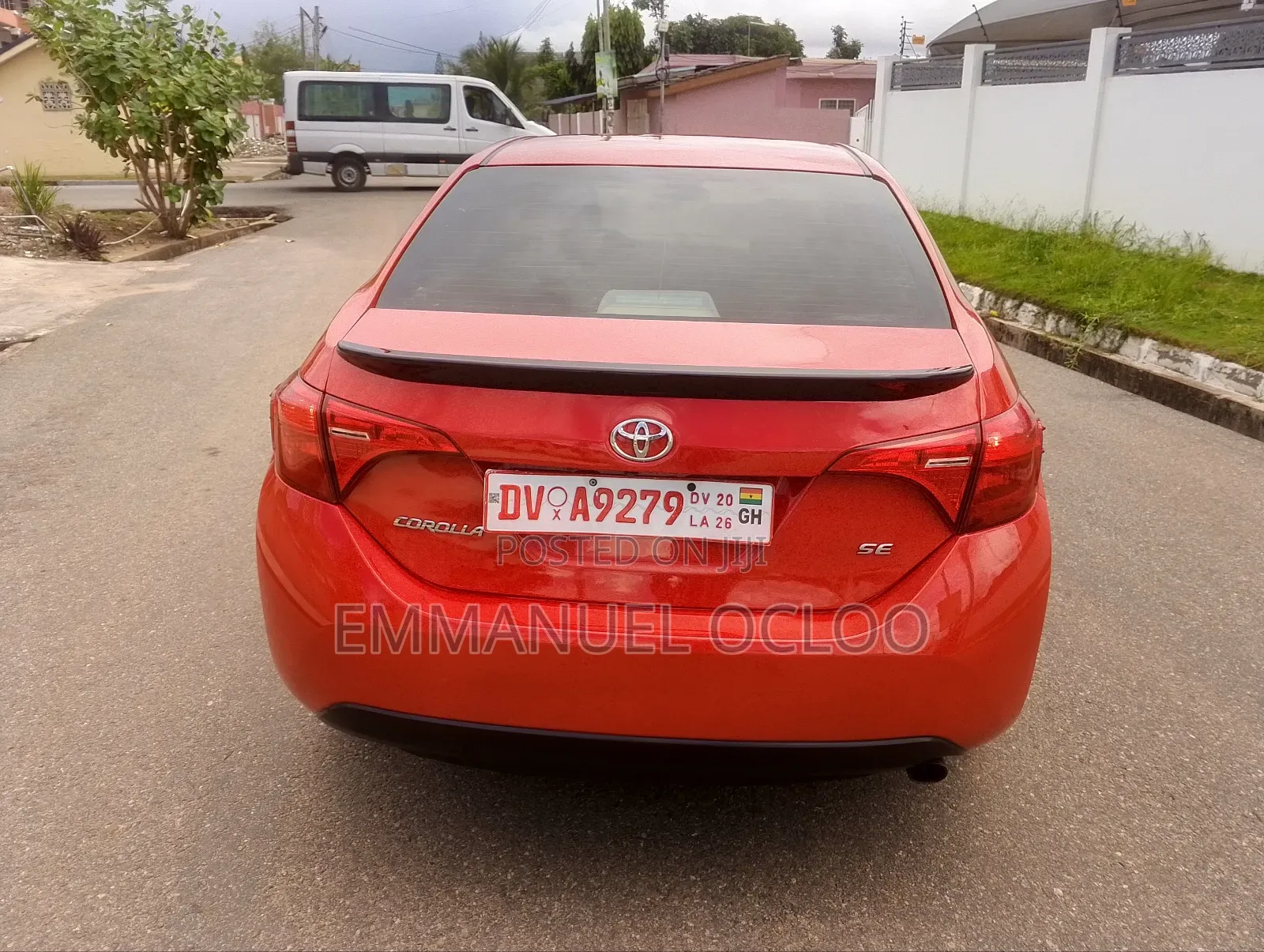 Toyota Corolla SE (1.8L 4cyl 2A) 2018 Red