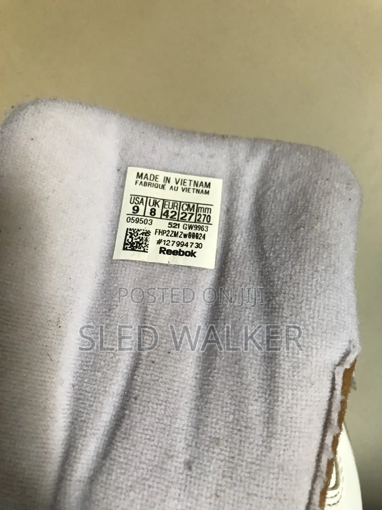 Authentic Reebok Vegan Sneaker (Foss)