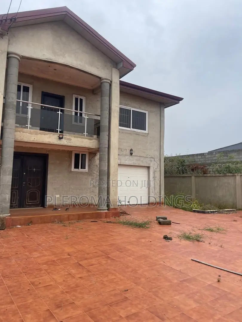 4bdrm Duplex in Prampram for sale