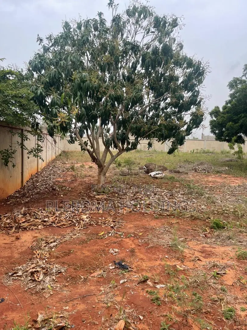 4bdrm Duplex in Prampram for sale