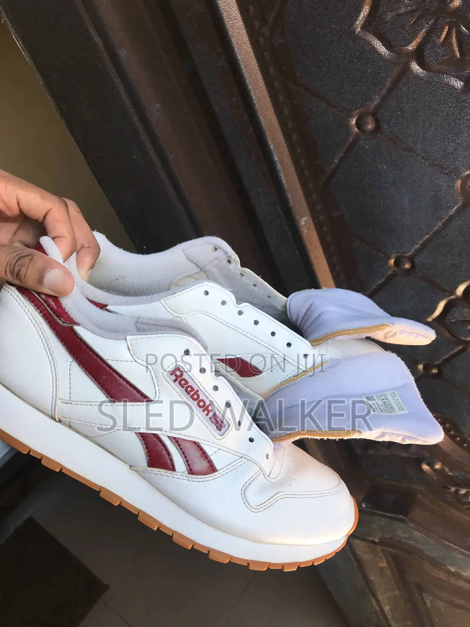 Authentic Reebok Vegan Sneaker (Foss)