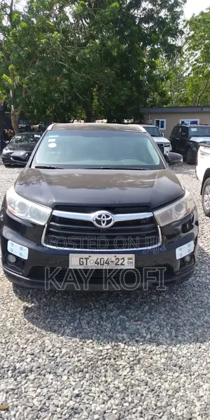 Toyota Highlander LE V6 4x4 (3.5L 6cyl 6A) 2016 Black