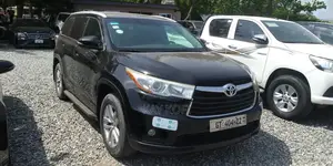 Toyota Highlander LE V6 4x4 (3.5L 6cyl 6A) 2016 Black