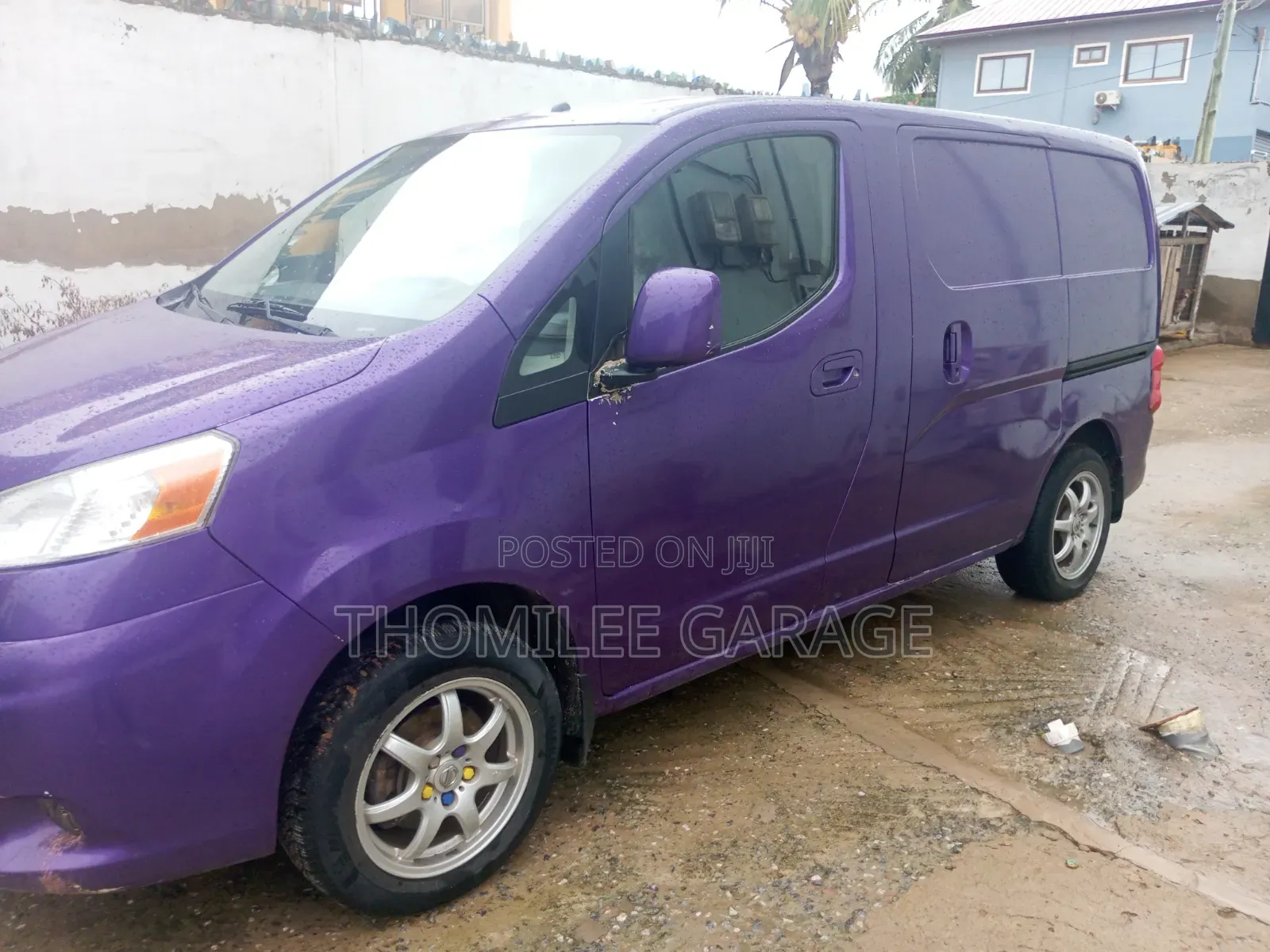 Nissan NV200 2013
