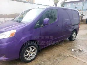 Nissan NV200 2013