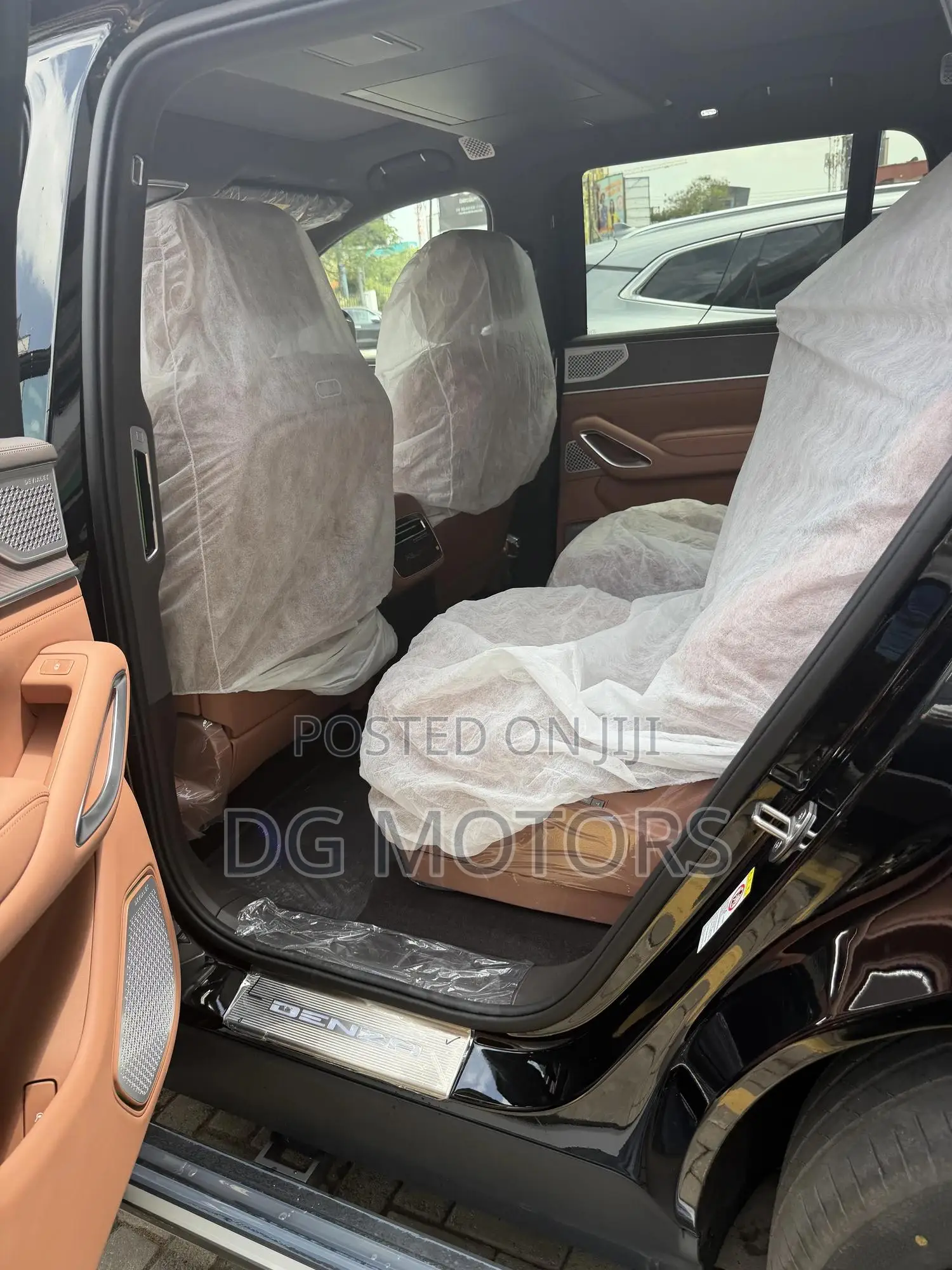 New Denza N9 2.0 Hybrid AWD 2025 Black