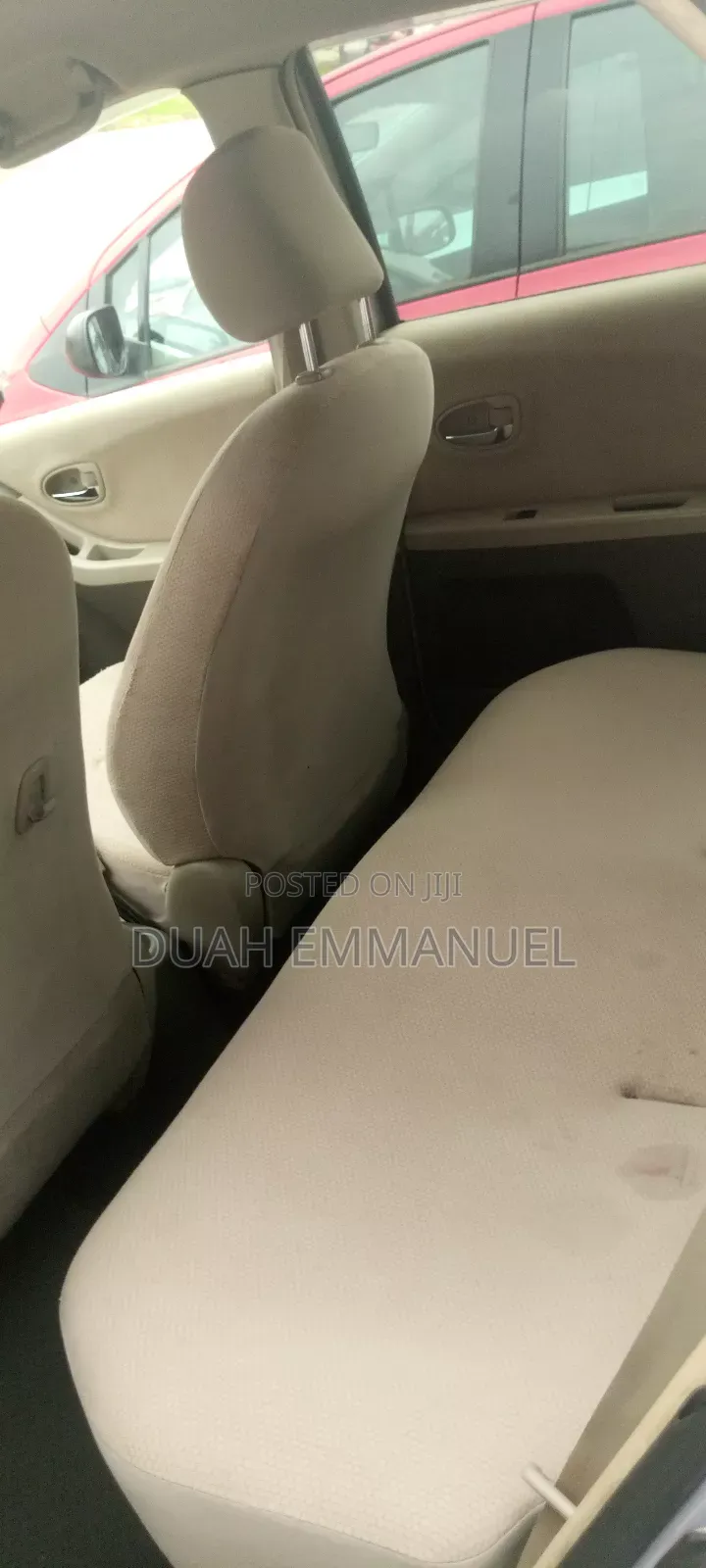 Toyota Vitz 1.3 AWD 5dr 2010 Silver