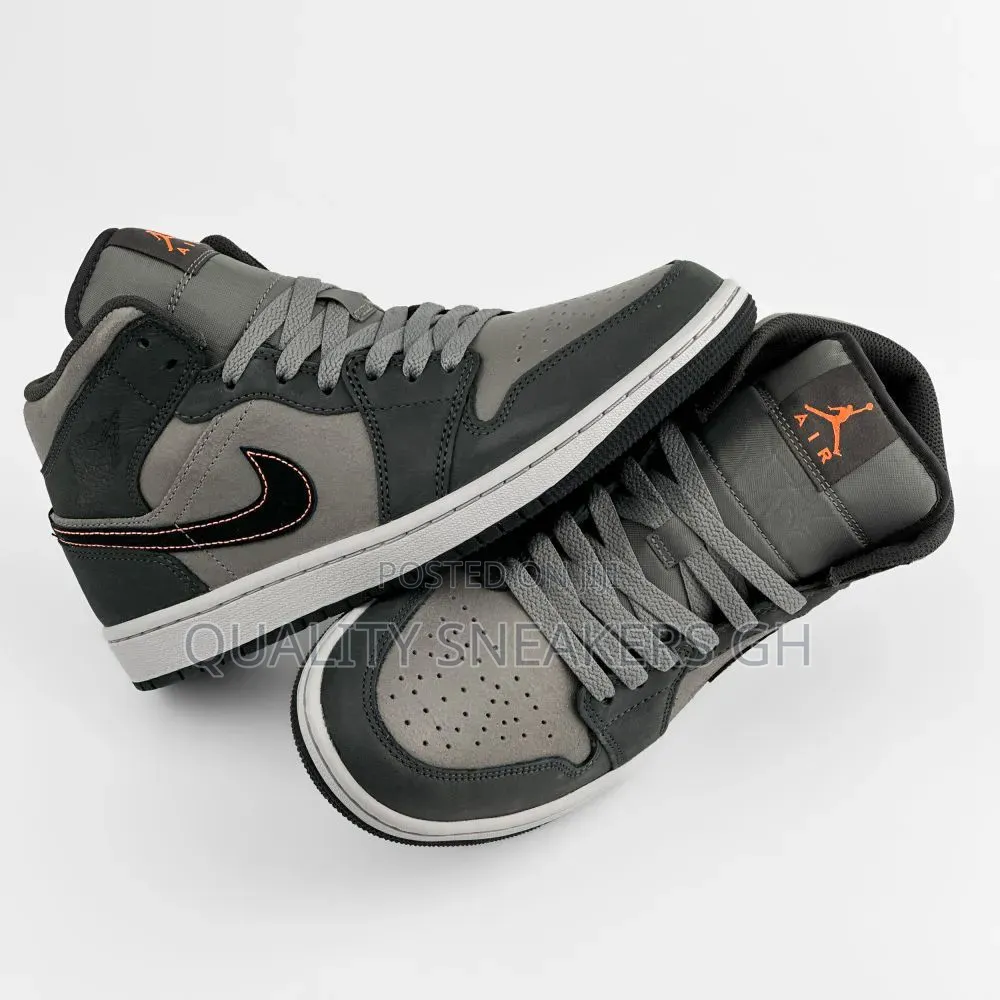 Air Jordan 1 Night Stadium