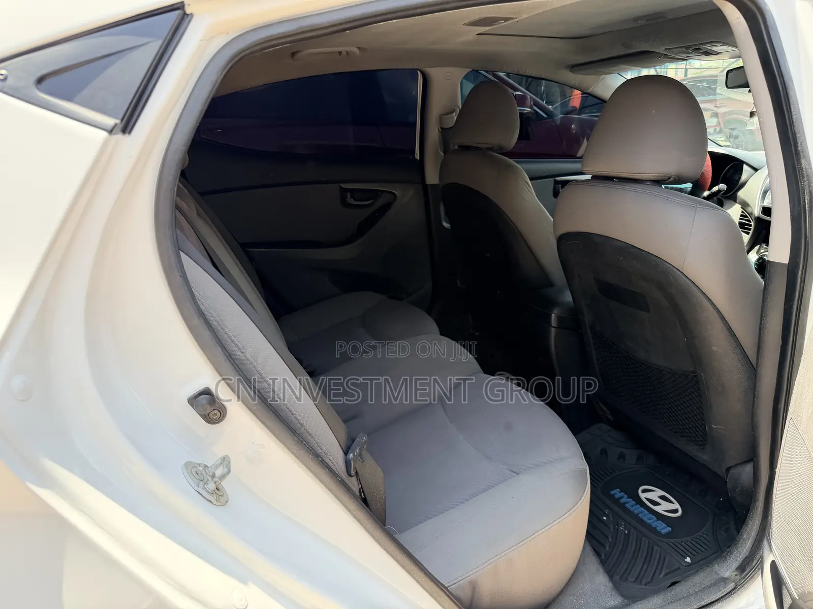 Hyundai Elantra GLS Sedan FWD (1.8L 4cyl 6M) 2013 White