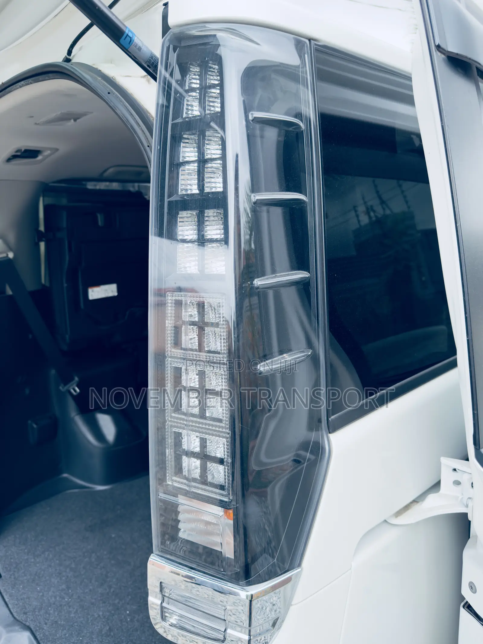 Toyota Voxy SV Premium 2014 White