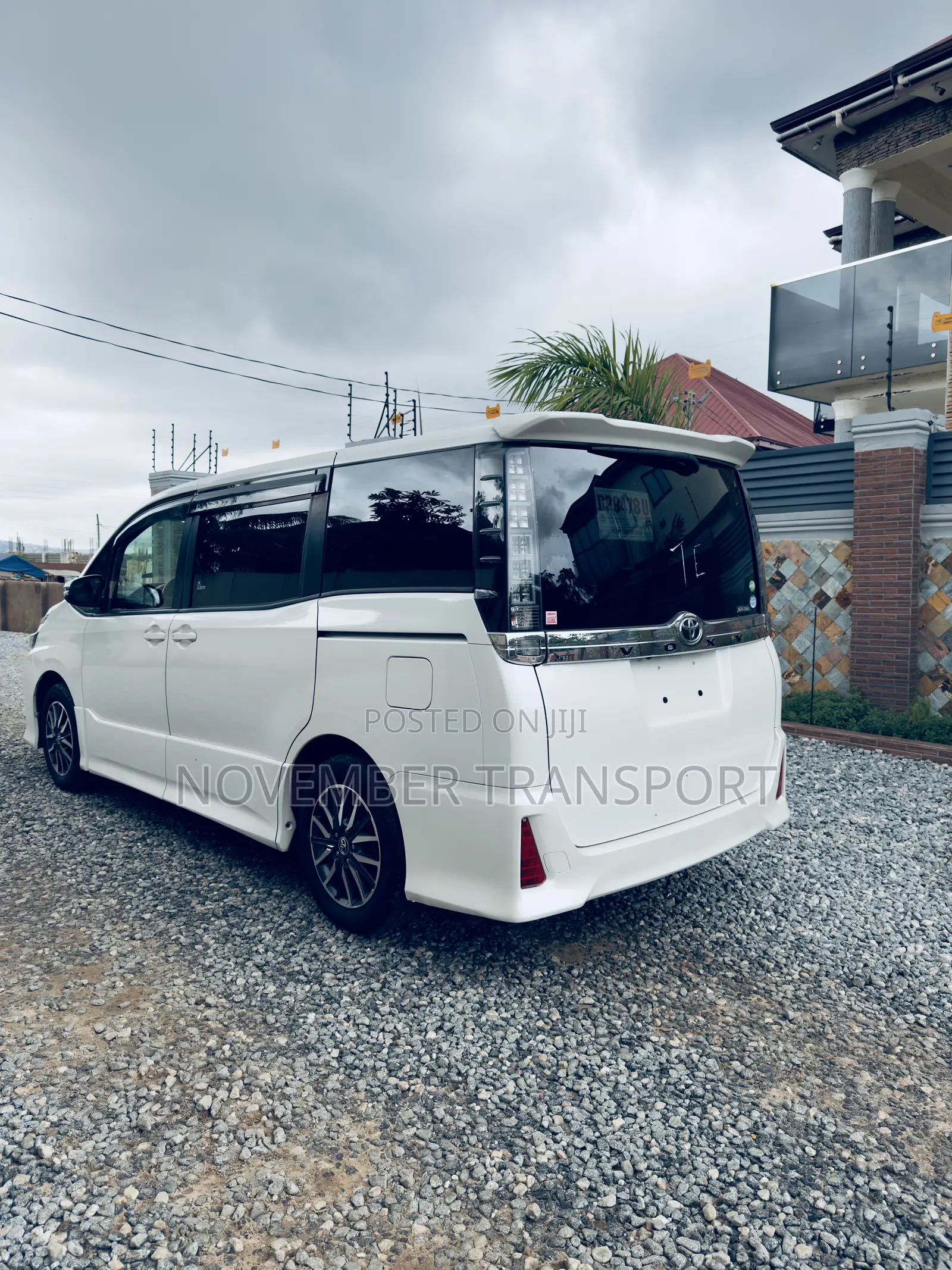 Toyota Voxy SV Premium 2014 White