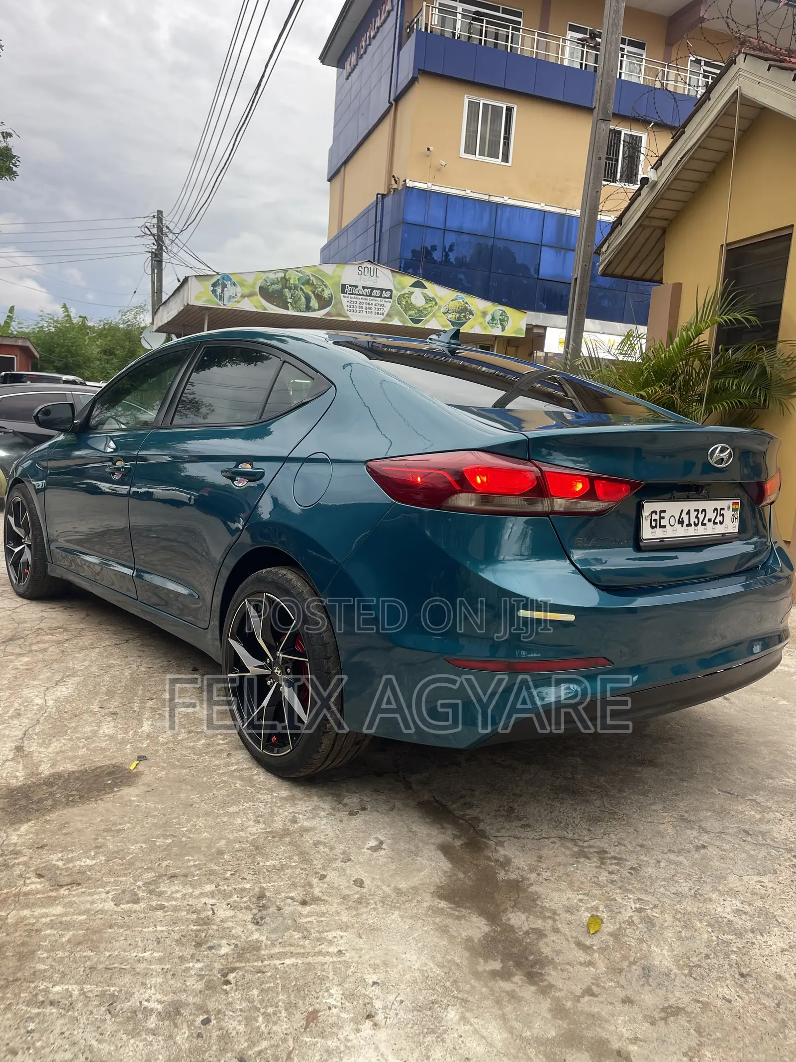 Hyundai Elantra 2017 Green