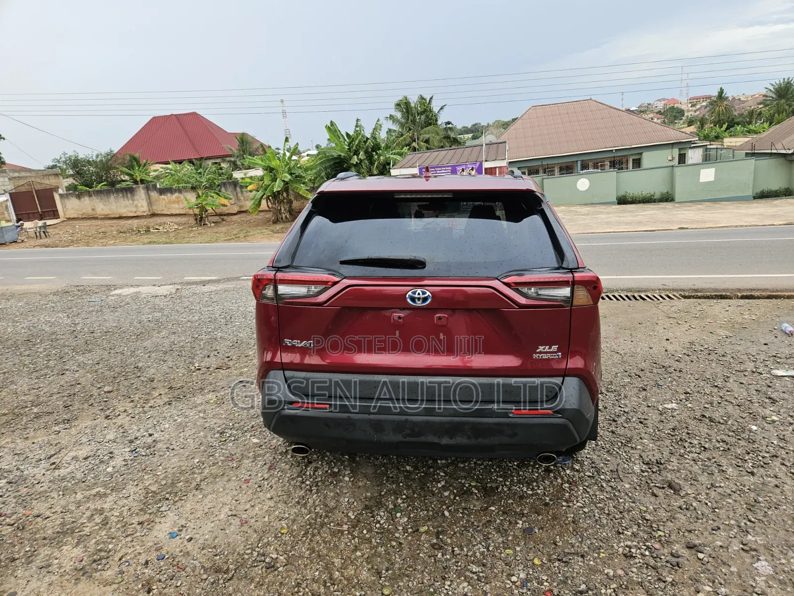 Toyota RAV4 XLE 2022 Red