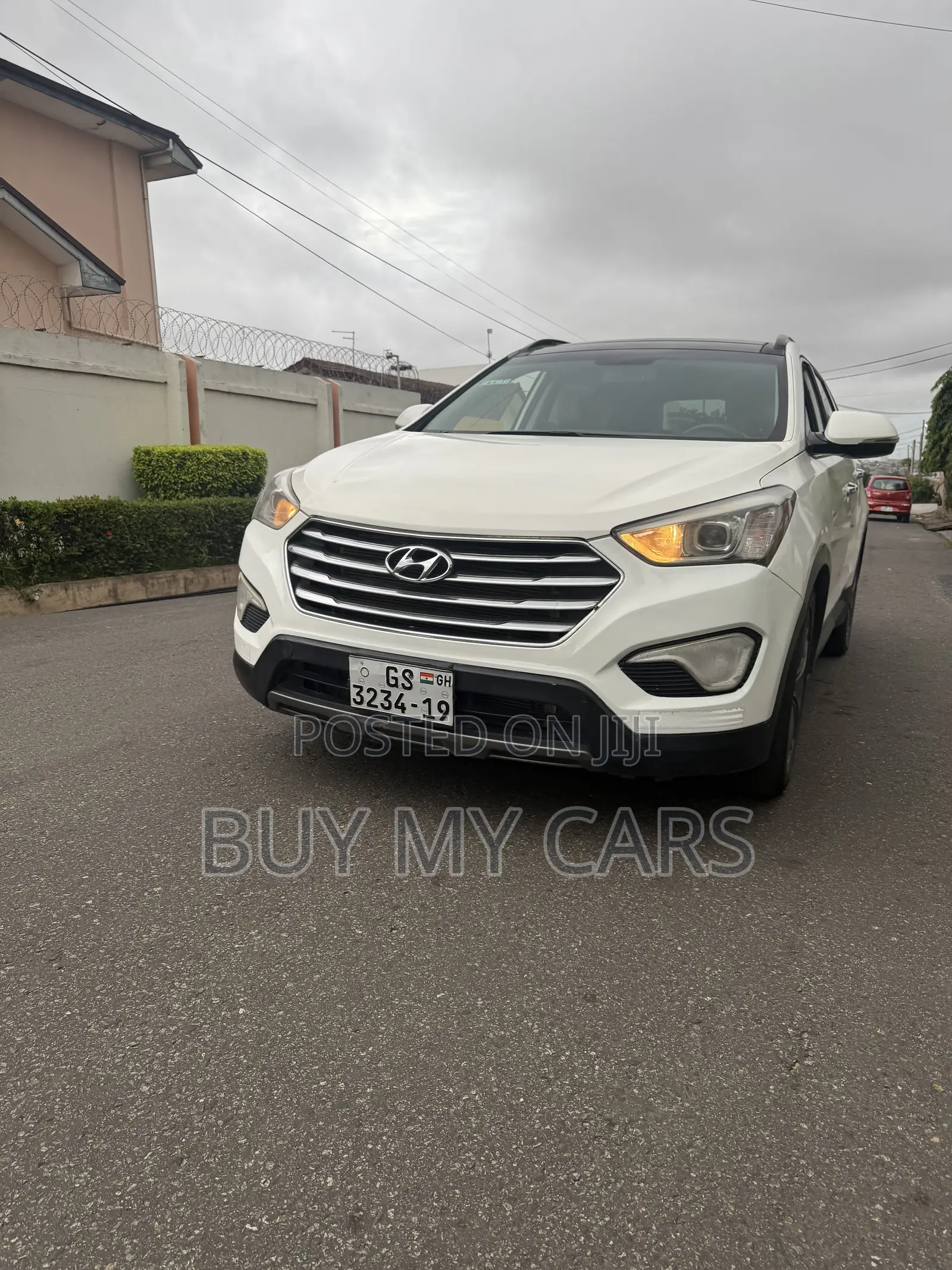 Hyundai Santa Fe SE AWD 2016 White